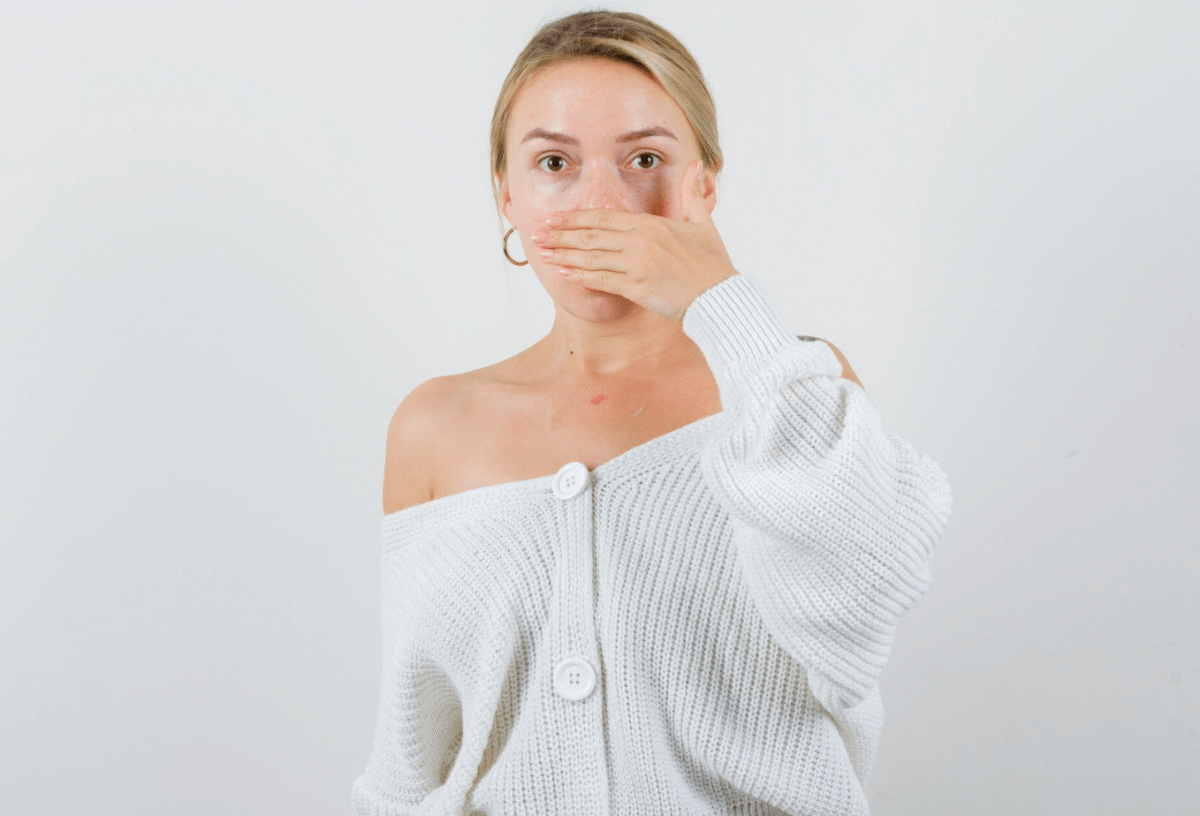 Dieta przy nawracających aftach i problemach jamy ustnej – co jeść, a czego unikać?