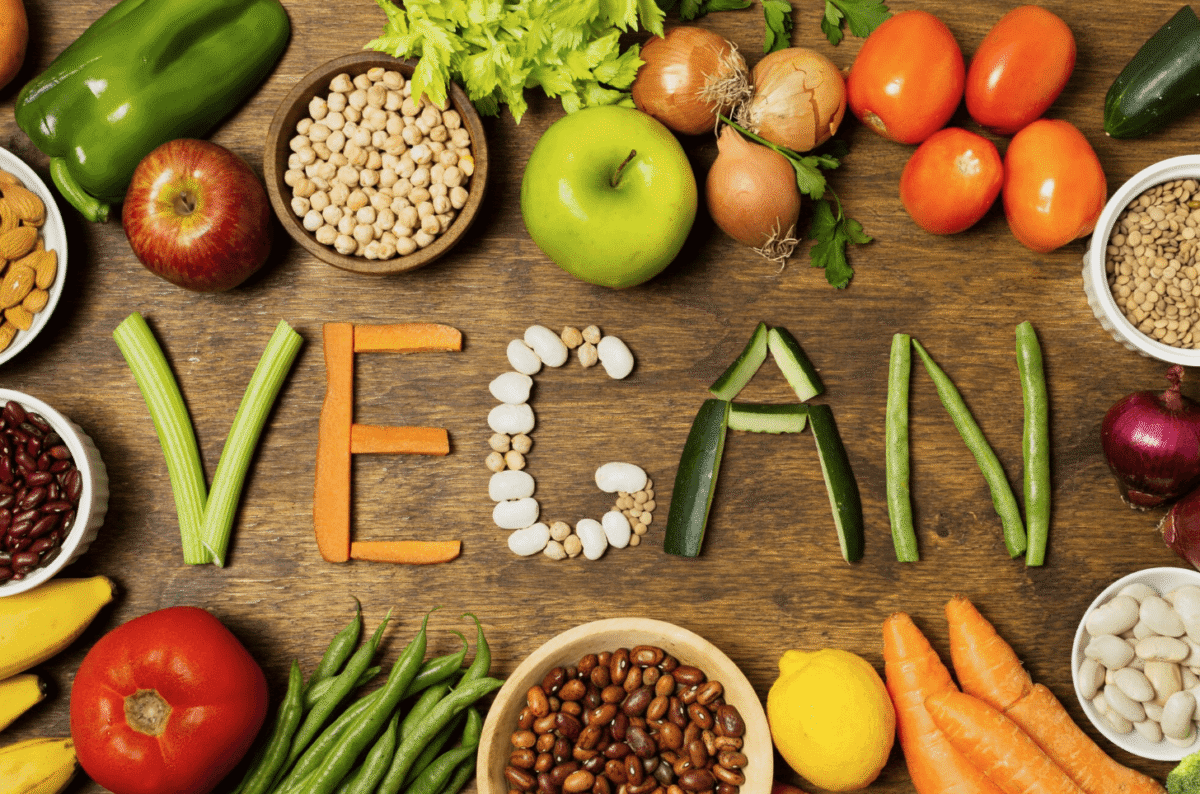 Dieta wegańska: jak zbilansować pełnowartościowe posiłki roślinne