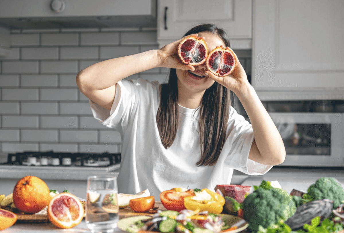 Sokoli wzrok na talerzu – dieta wspierająca zdrowie oczu