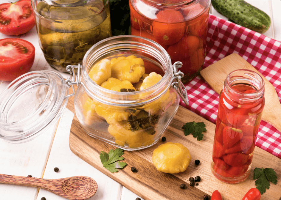 Domowe kiszonki – probiotyczny sprzymierzeniec zdrowego mikrobiomu i szczupłej sylwetki