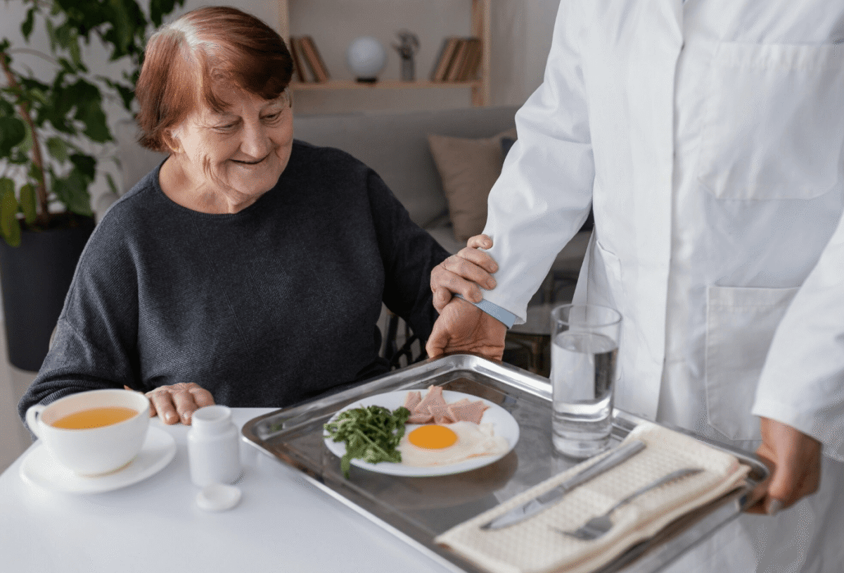 Co jeść w czasie rekonwalescencji po operacji? Poradnik dietetyka