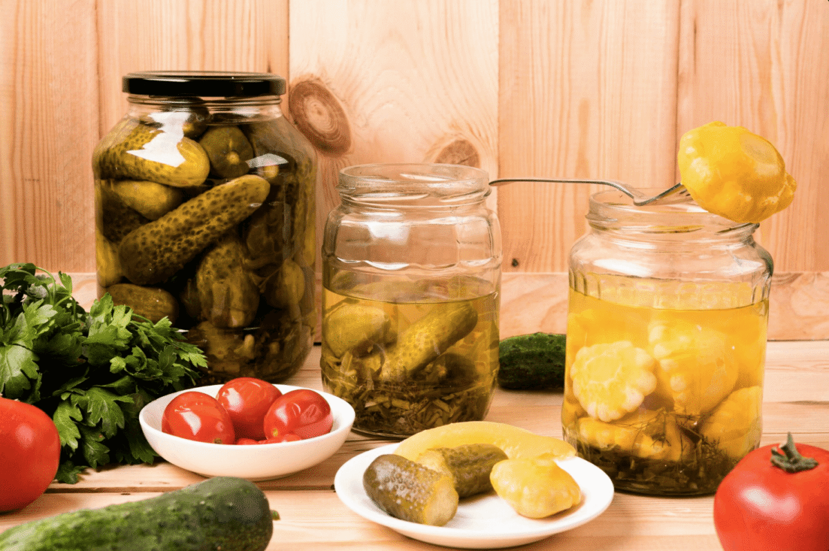 Najlepsze produkty fermentowane – dla zdrowia jelit i szczupłej sylwetki