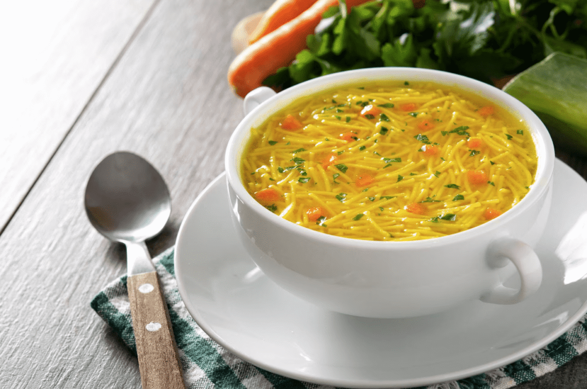 Tradycyjne potrawy, które leczą – sekrety zdrowej kuchni